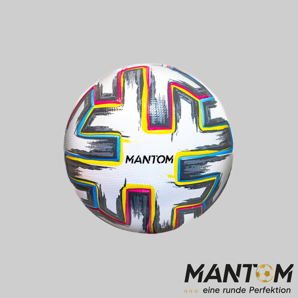 Ein weißer Phantom VII - MJ24 Fußball mit abstrakten, pinselartigen Mustern in Schwarz, Gelb, Blau, Grau und Pink, auf dem der Schriftzug 'MANTOM' in schwarzer Schrift steht.